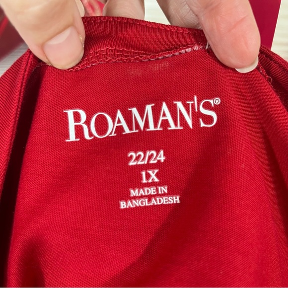 Roaman’s 1X (22/24) top with Plus size Christmas leggings - Picture 6 of 11